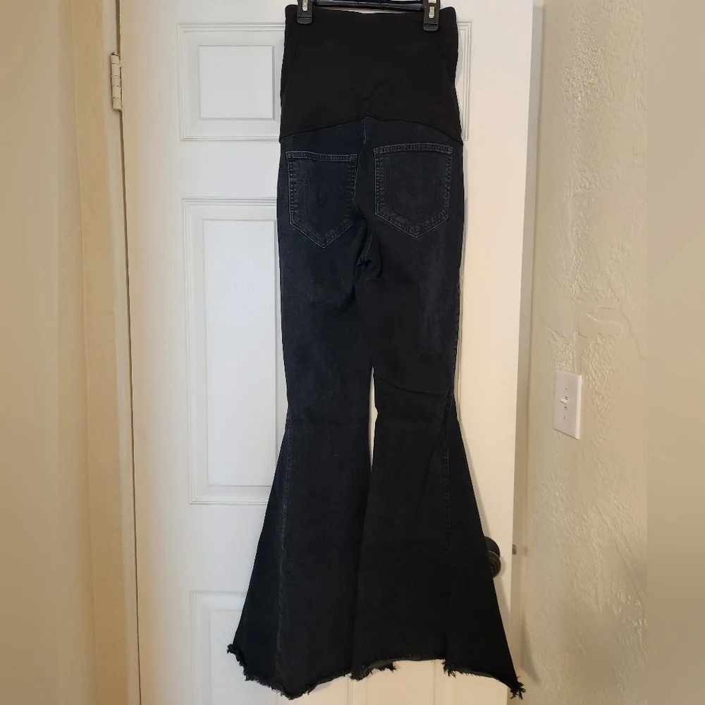 Women's Flare Jeans - Dark Blue - Picture 10 of 12